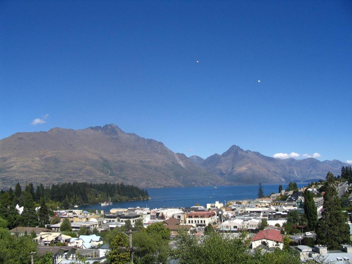 Turner Heights Townhouses Queenstown Exterior photo