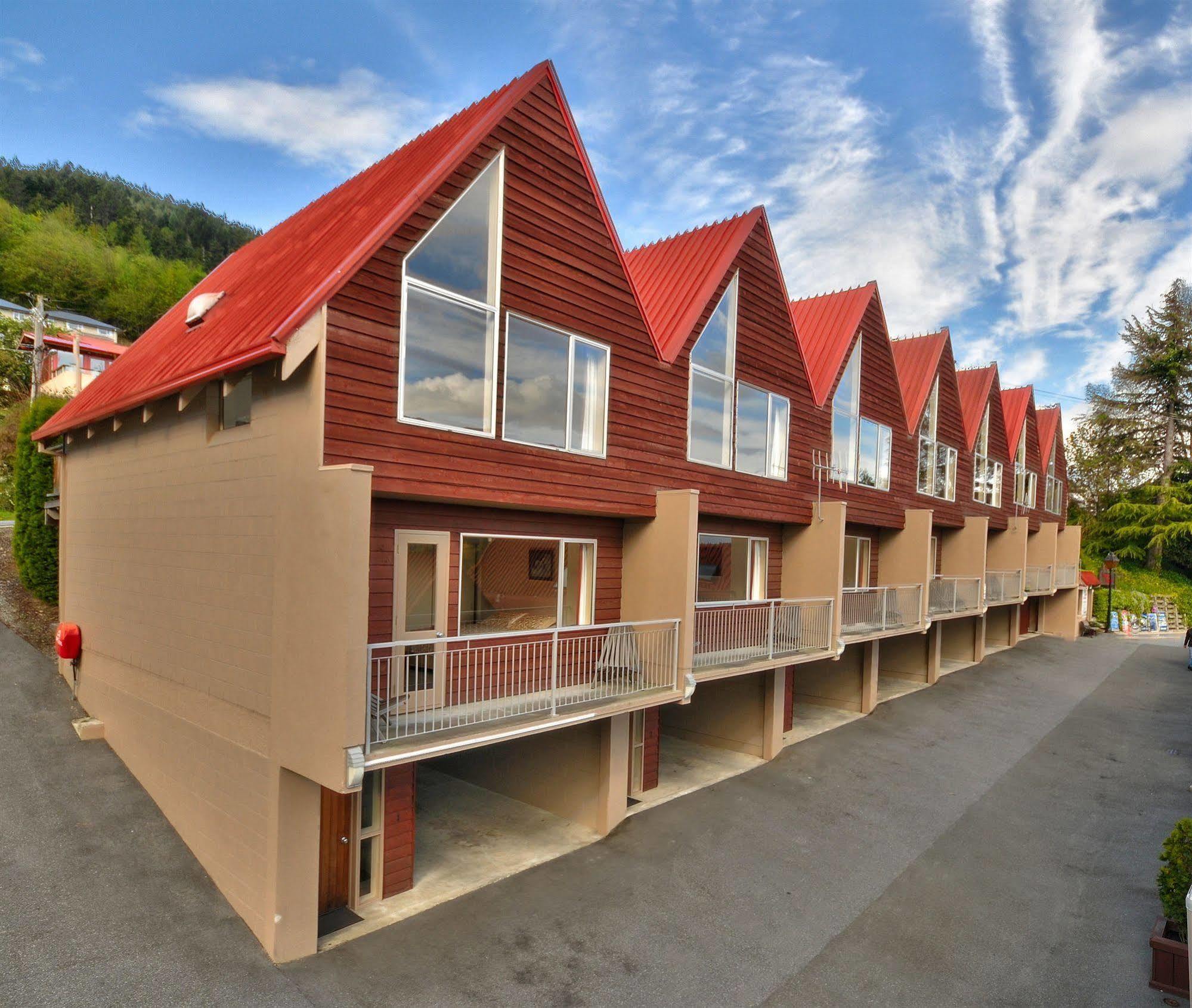 Turner Heights Townhouses Queenstown Exterior photo